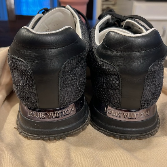 Louis Vuitton Run Away Sneaker Size 10 - Picture 2 of 7